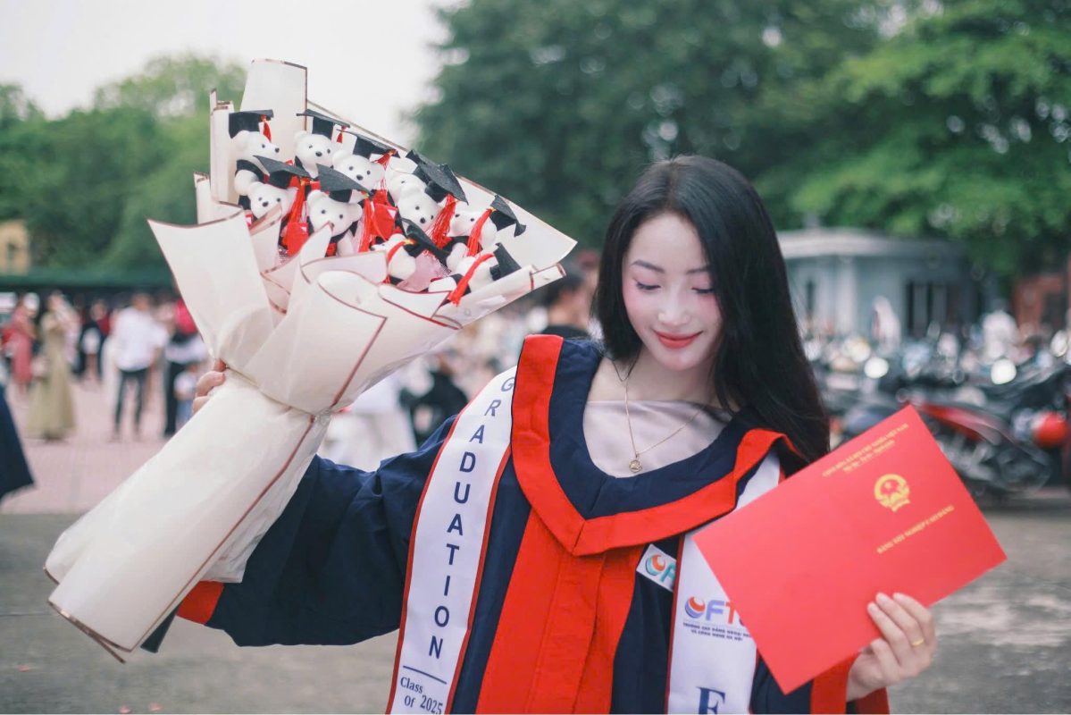 Sinh viên Lò Thị Vân Anh ngành Chăm Sóc Sắc Đẹp